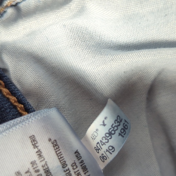 AEO Next Level Stretch Super Hi-Rise Jegging Mom Jeans 4 X-Long Blue Pockets - Picture 5 of 16